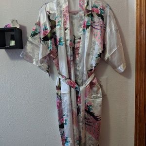 ROBE FROM TAIWAN